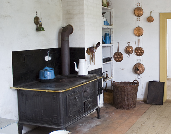 det store brændekomfur på Pederstrsup. mit foto